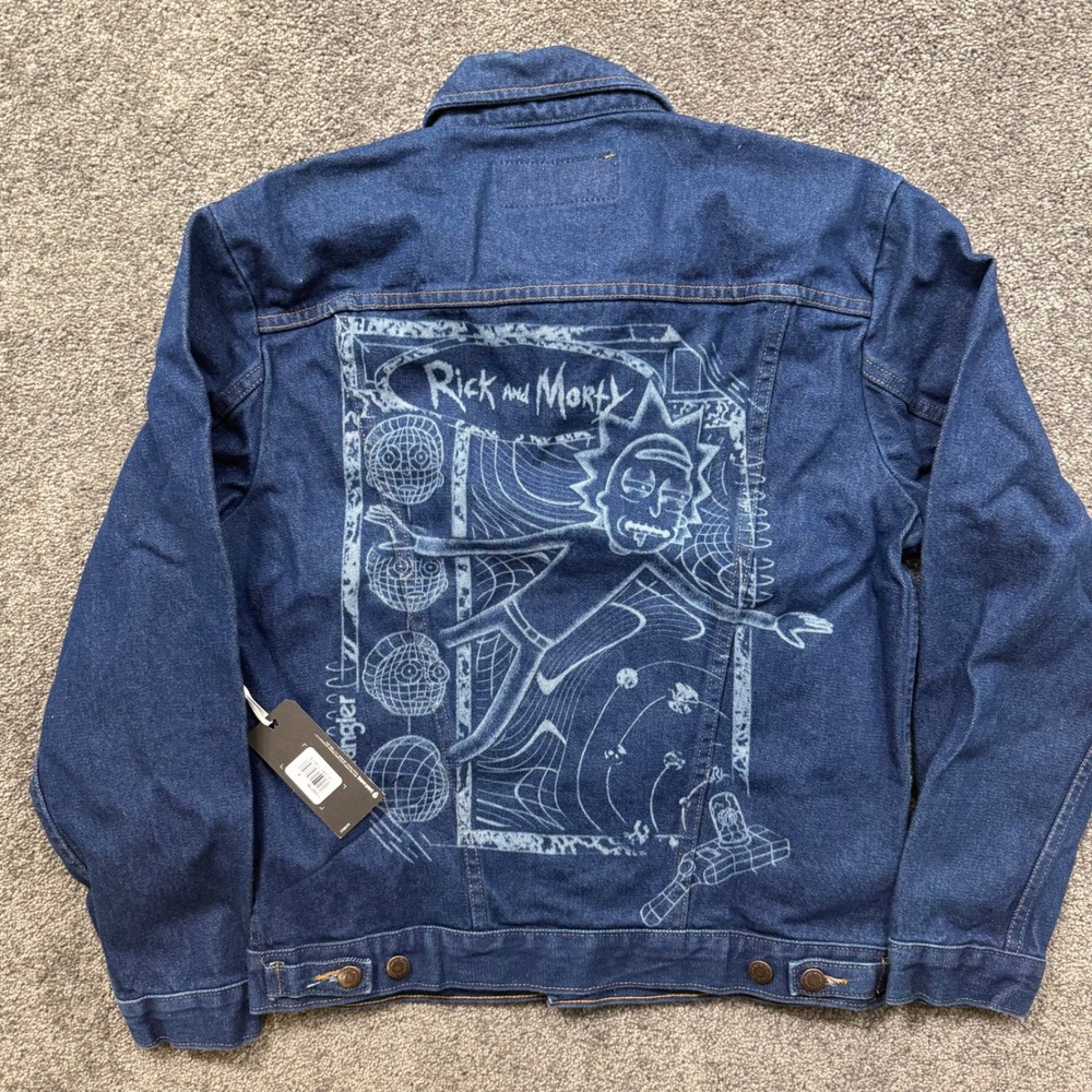 Wrangler Rick and Morty Denim Jacket Mens Small Blue Trucker Adult Swim New